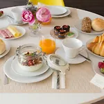 Hello Ceuta Residences Апартаменты