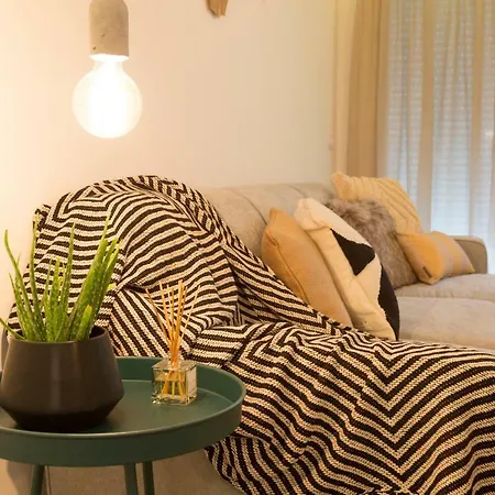 Апартаменты Hello Ceuta Residences *