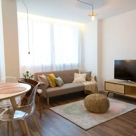 아파트 Hello Ceuta Residences *